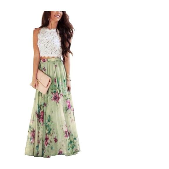 Chicwish Maxi Floral Print Skirt Womens XS/S Whimsy Fairycore Romantic wedding - Picture 2 of 12
